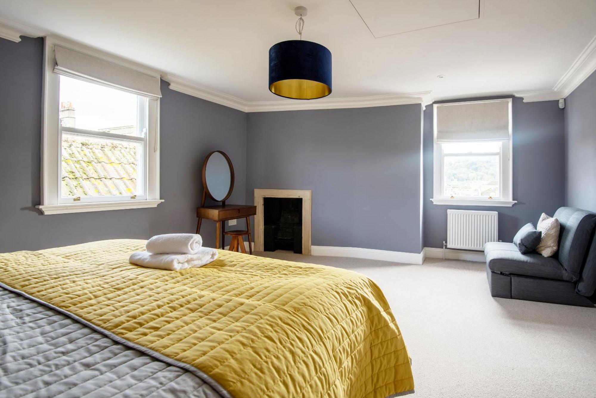 Dream Stays Bath - Barton House Bilik gambar